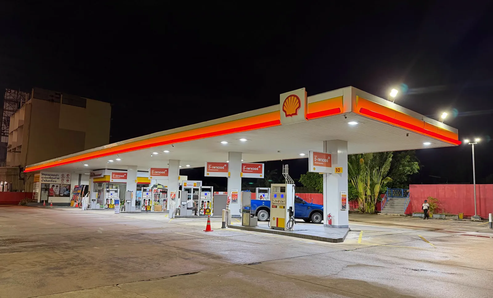 Shell กับการปรับตัวสู่สถานีพลังงานยุคใหม่
